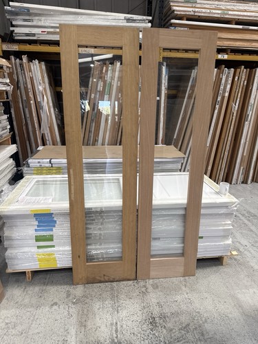 78x21 oak veneer p10 - p10, glass