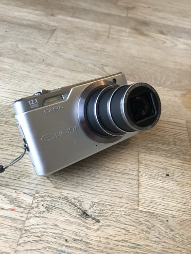 Casio exilim 12 - casio,