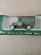 Holland's Model Vintage Van
