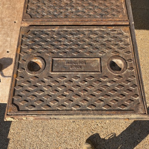 Cast iron manhole - iron, cover