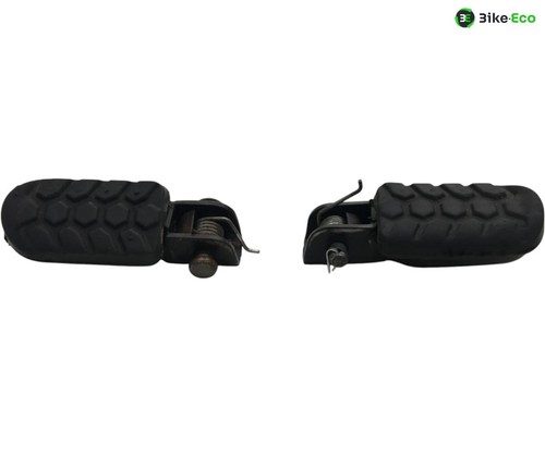 Right and left footrest - left, yamaha
