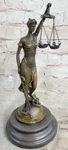Real bronze metal statue - bronze,
