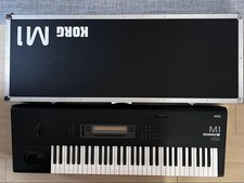 Korg M1 61-Key Music Workstation Synthesizer w/ Original Hard Case Japan