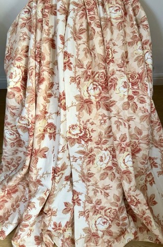 Fabulous vintage laura - laura, ashley
