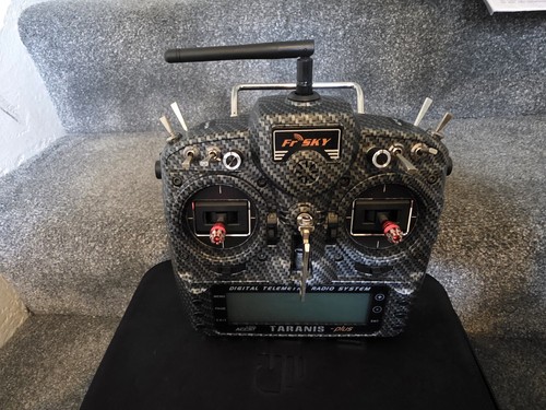 Frsky taranis x9d - taranis, plus