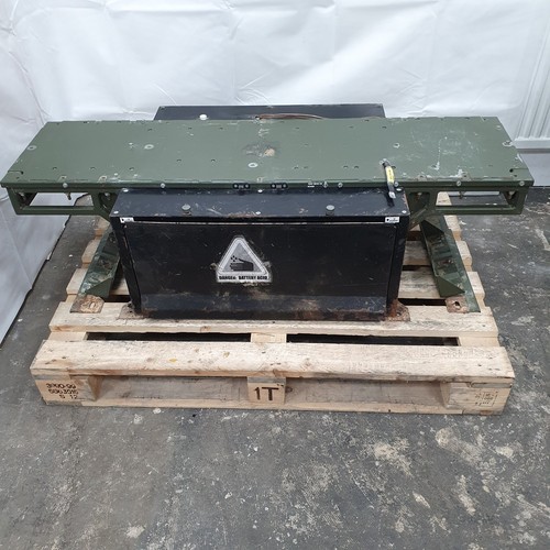Military land rover ffr army - military,