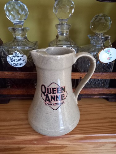Queen anne scotch - queen, water
