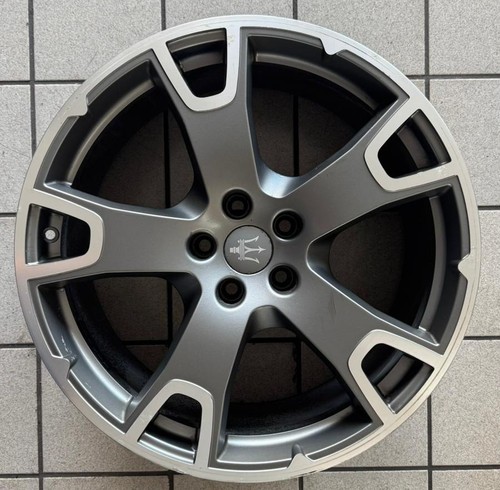 Used maserati levante - used,