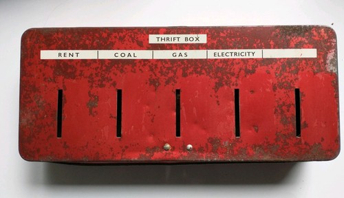 Vintage thrift money box - thrift/, no