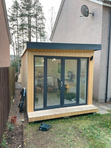 Insulated garden - x,