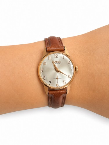 Vintage classic jewels - vintage,
