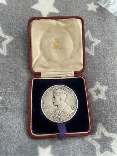 George silver coronation - v,