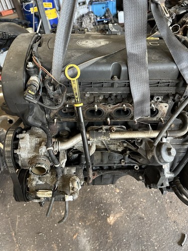 2010 vauxhall astra 11 - 2010, 04-11