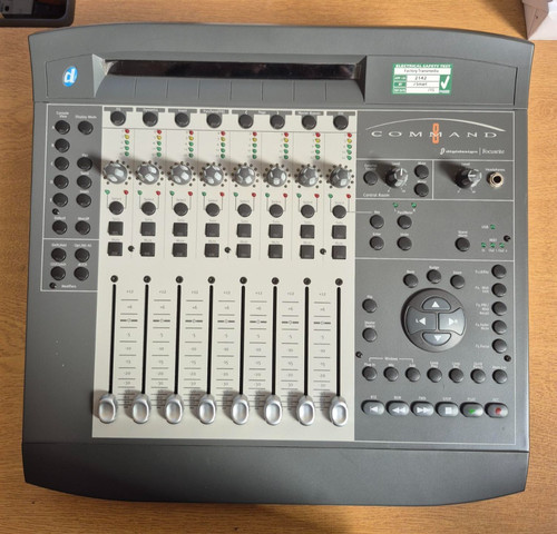 Focusrite digidesign command - focusrite, 8