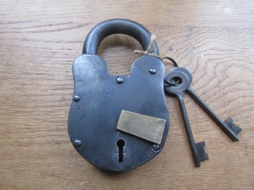 Rustic iron padlock - iron, padlock: