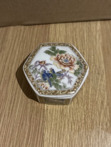 Beautiful hexagonal porcelain - hexagonal,