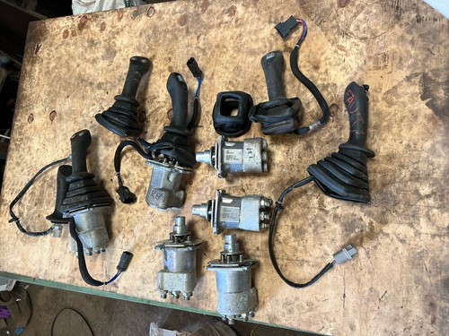 Job lot jcb - parts, servo