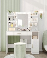  Dressing Table with Mirror