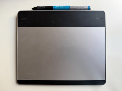 Wacom intuos pen small tablet - wacom,