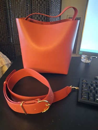 Cuyana linea bucket bag - cuyana,