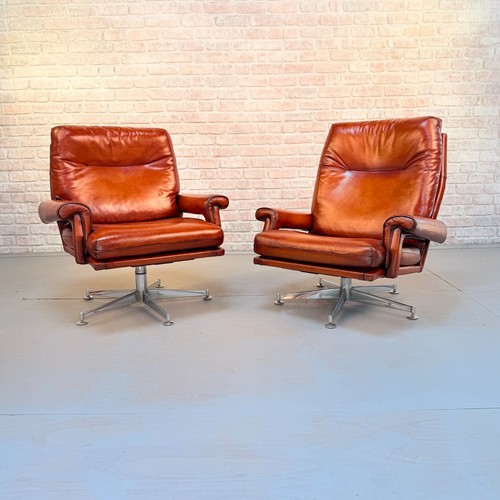Pair 1970s howard keith his - his, &