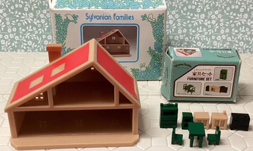 Sylvanian families red roof - families,
