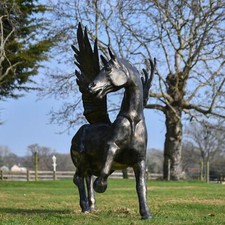 Stunning Life-Size Pegasus Horse Garden Sculpture - Aluminium Outdoor Ornament