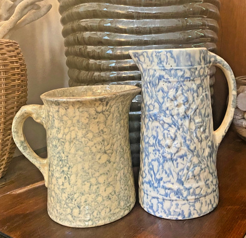 Roseville style blue - blue, white