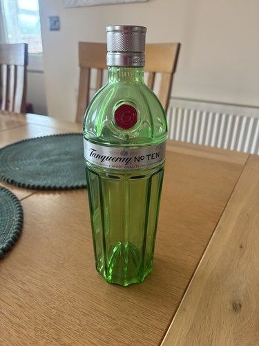 Tanqueray 70cl empty - 10,