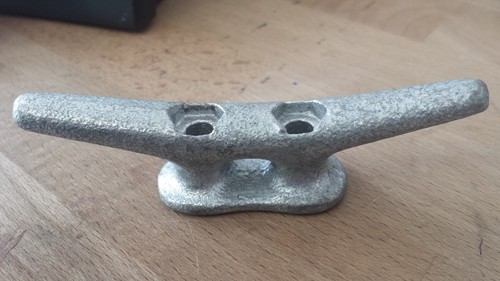 Two hole flat - flat,