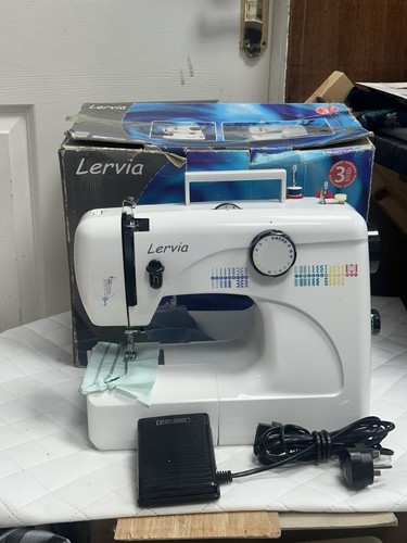 Lervia 564 sewing machine with - 564,