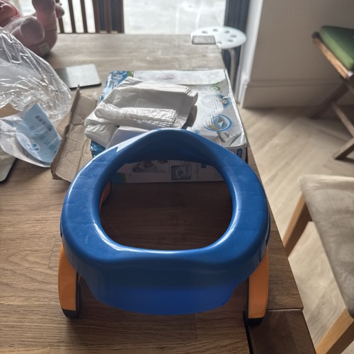 Portable folding toilet for - folding,