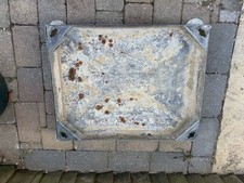 Galvanised Recessed Manhole