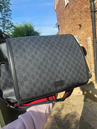 Gucci monogram messenger - gg,