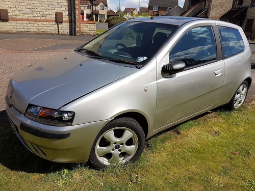 Breaking fiat punto mk2 elx - fiat,