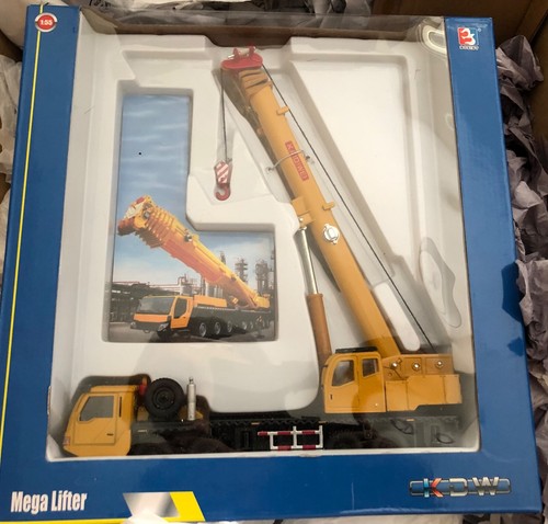 Diecast crane heavy - diecast,
