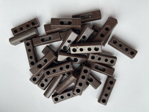 31mm brown plastic toggle - plastic,