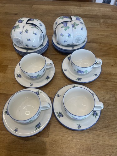 Royal doulton blueberry cups - royal,