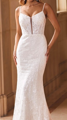 Ivory trumpet mermaid - ivory, lace