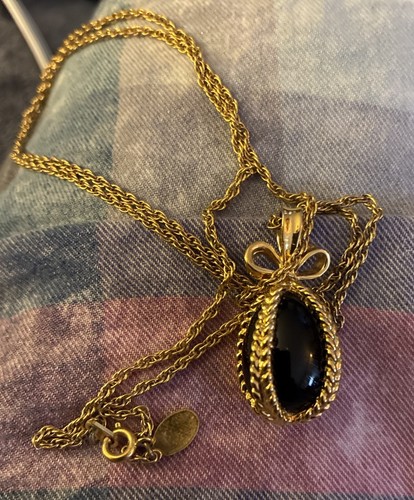 Vtg joan rivers gold tone - joan,