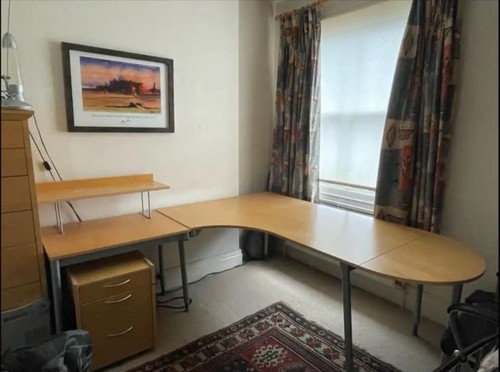 Foldable shaped desk - l,