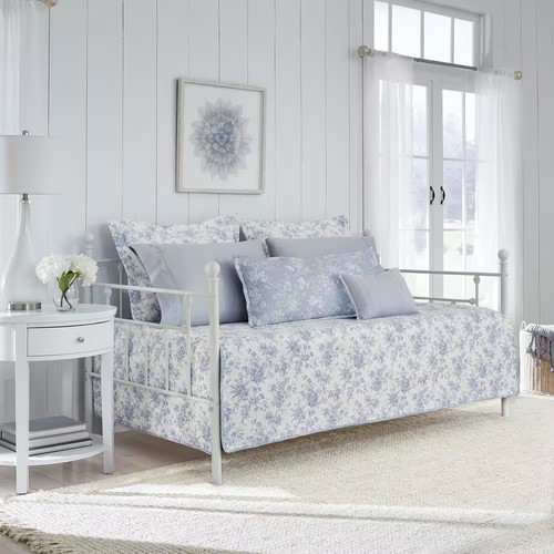 Walled garden piece blue - walled,