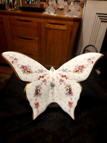 Royal crown derby - royal,