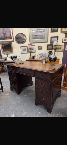 Antique style mahogany - style,