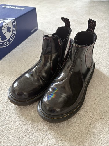 Martens youth size patent - dr,