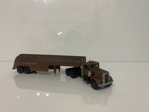 Brekina peterbilt 281 - brekina,
