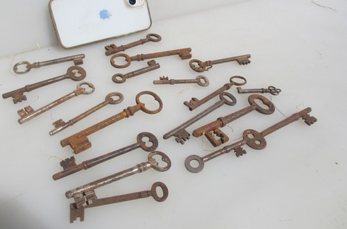 Antique keys doors iron key - iron,