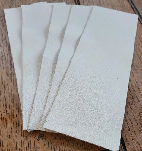 White 100 crest leather x3 - 100%, 9"x3"