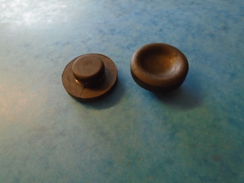Triumph fuel tank steady - triumph,