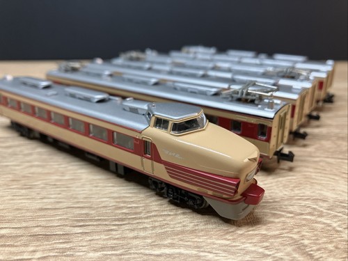 Kato 181 series powered coach - powered,
